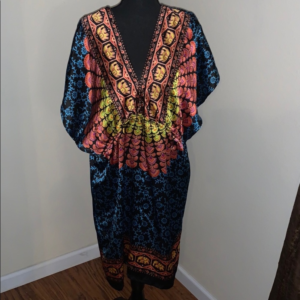 Dress - Picture 3 of 11